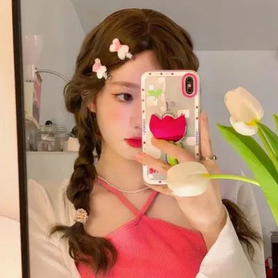 明天,我会成为谁的女友